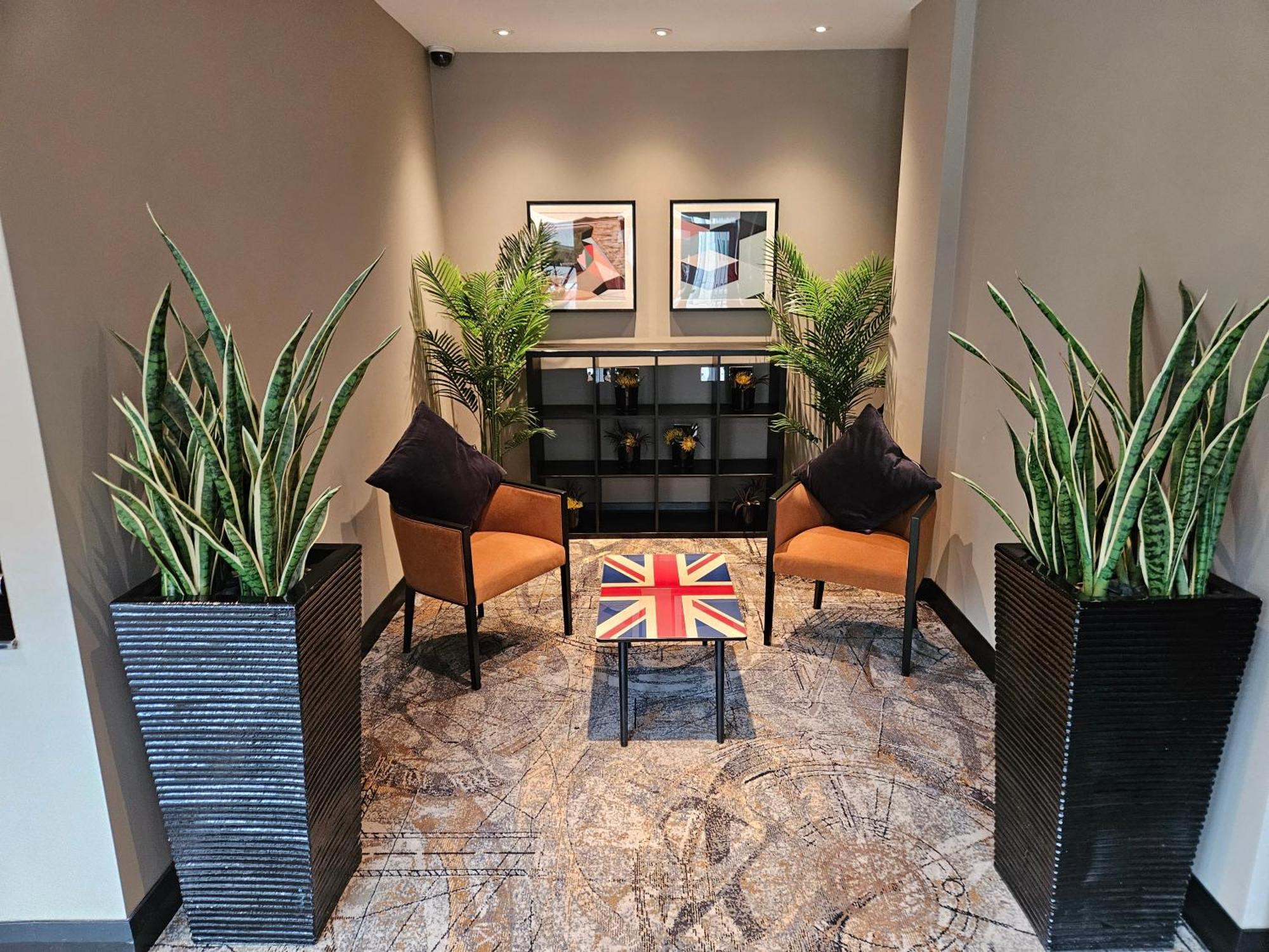Doubletree By Hilton Hotel Woking