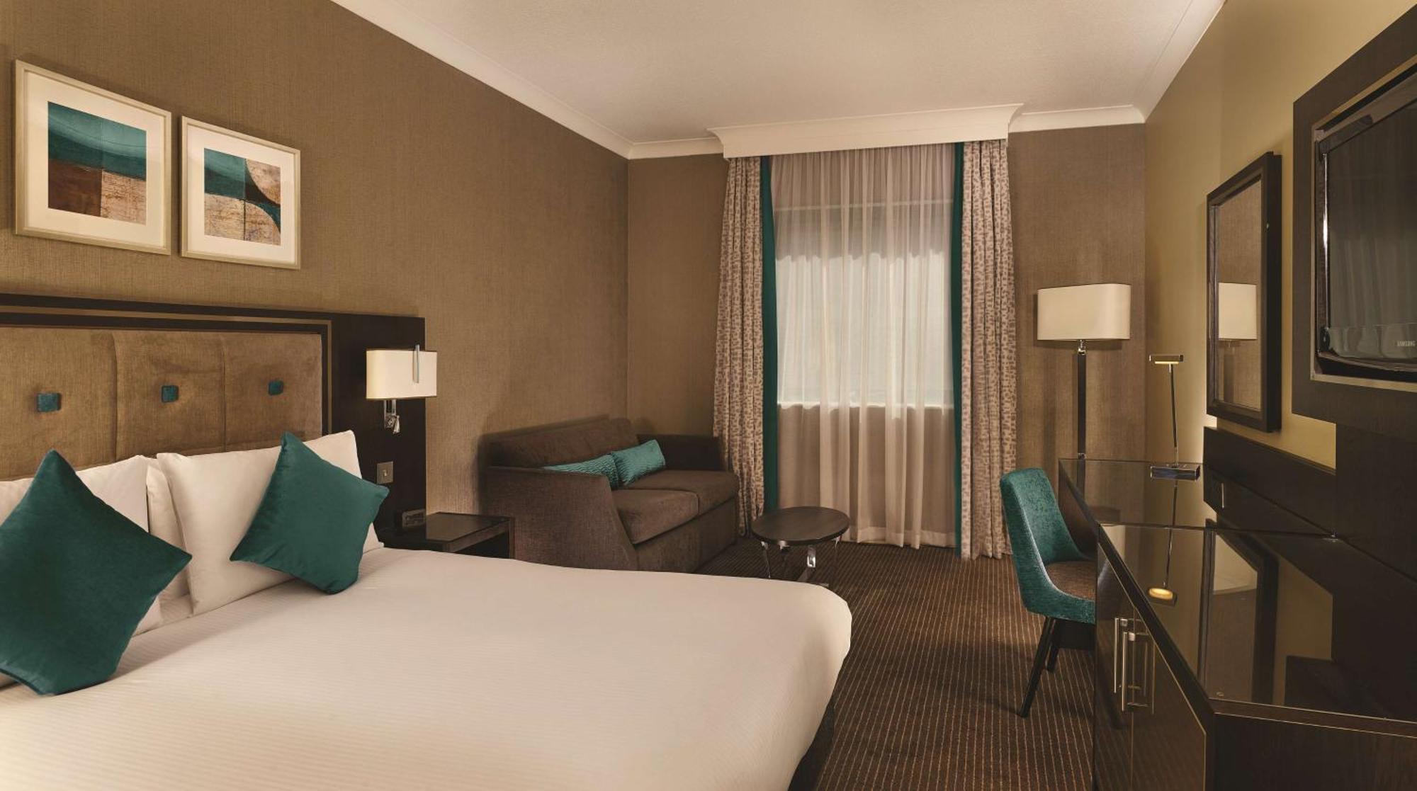 Doubletree By Hilton Hotel