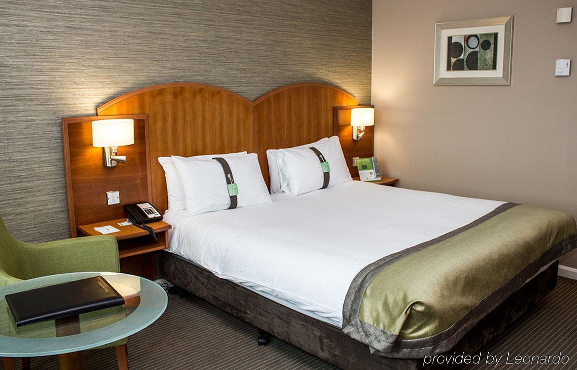 Doubletree By Hilton Hotel Woking
